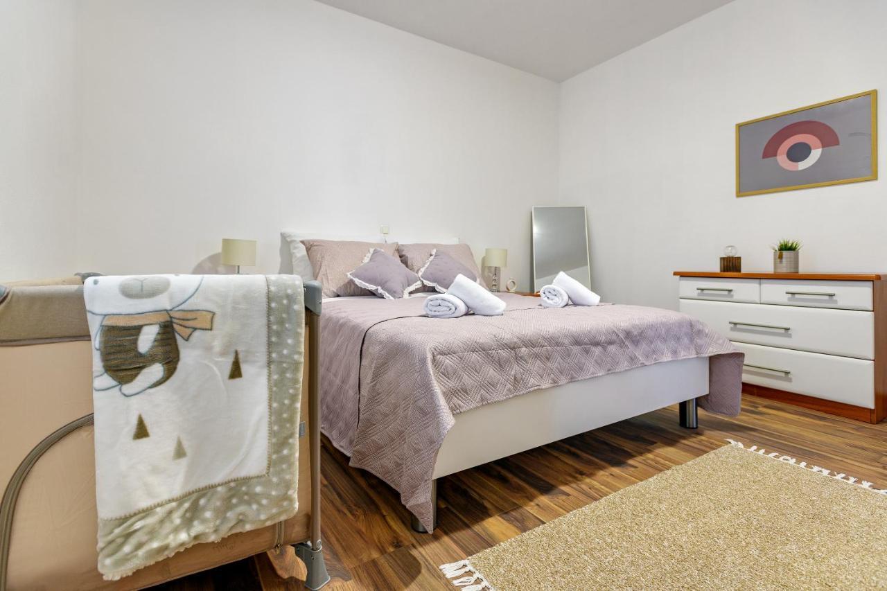 Holiday Apartment -Ζαντάρ Εξωτερικό φωτογραφία