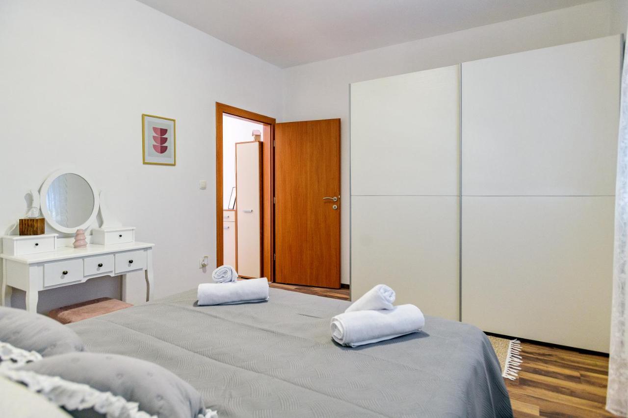 Holiday Apartment -Ζαντάρ Εξωτερικό φωτογραφία